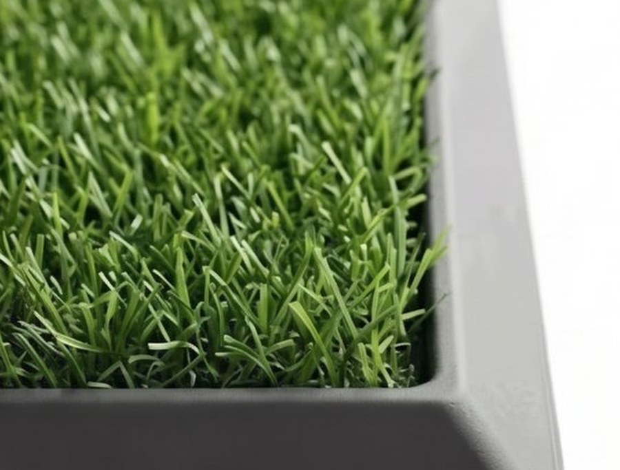Corner detail of the moulded collection tray
